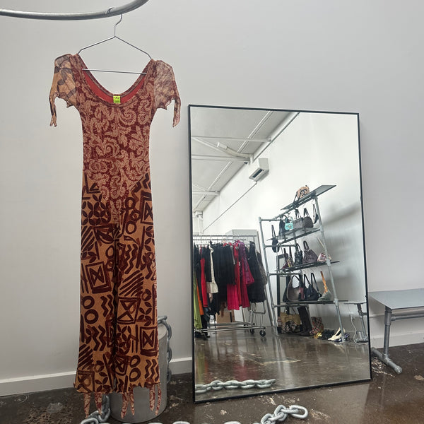 An Insider's Guide To Vintage Shopping in Melbourne, Australia