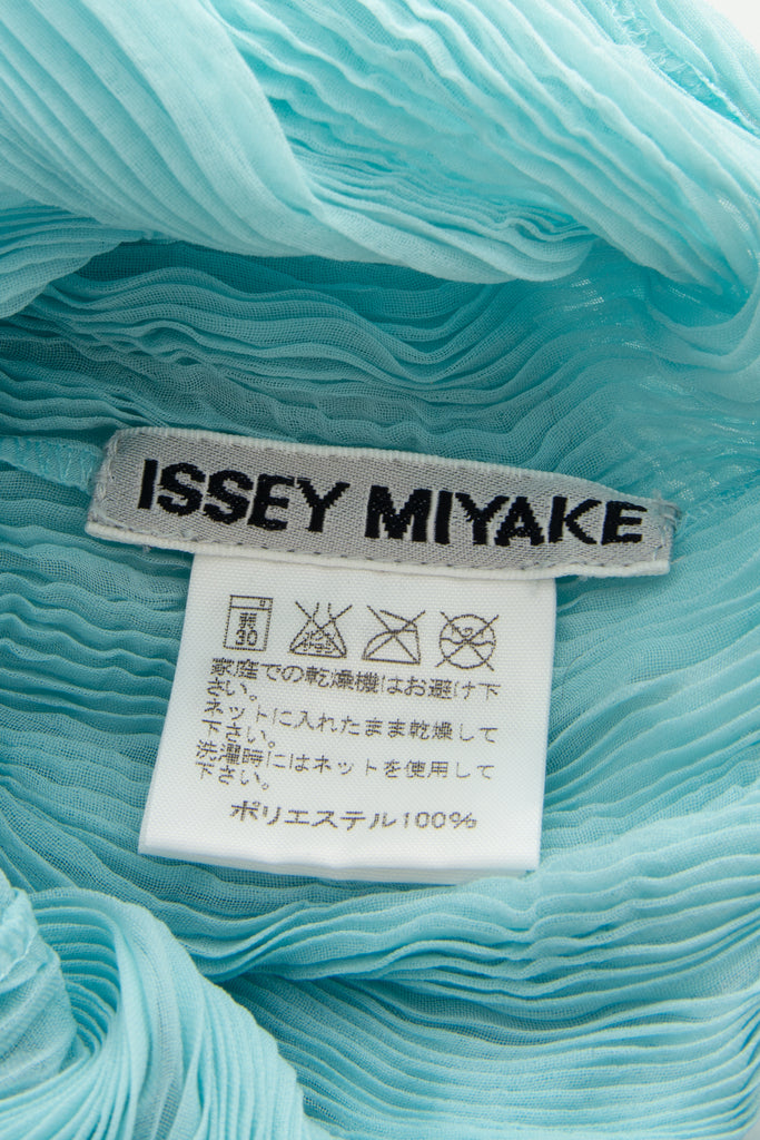 Issey Miyake Blue Pleated Top - irvrsbl
