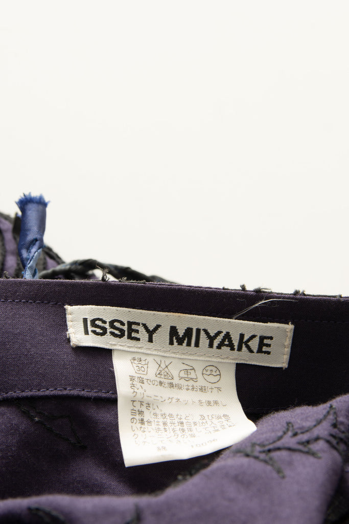 Issey Miyake Lace Up Skirt - irvrsbl