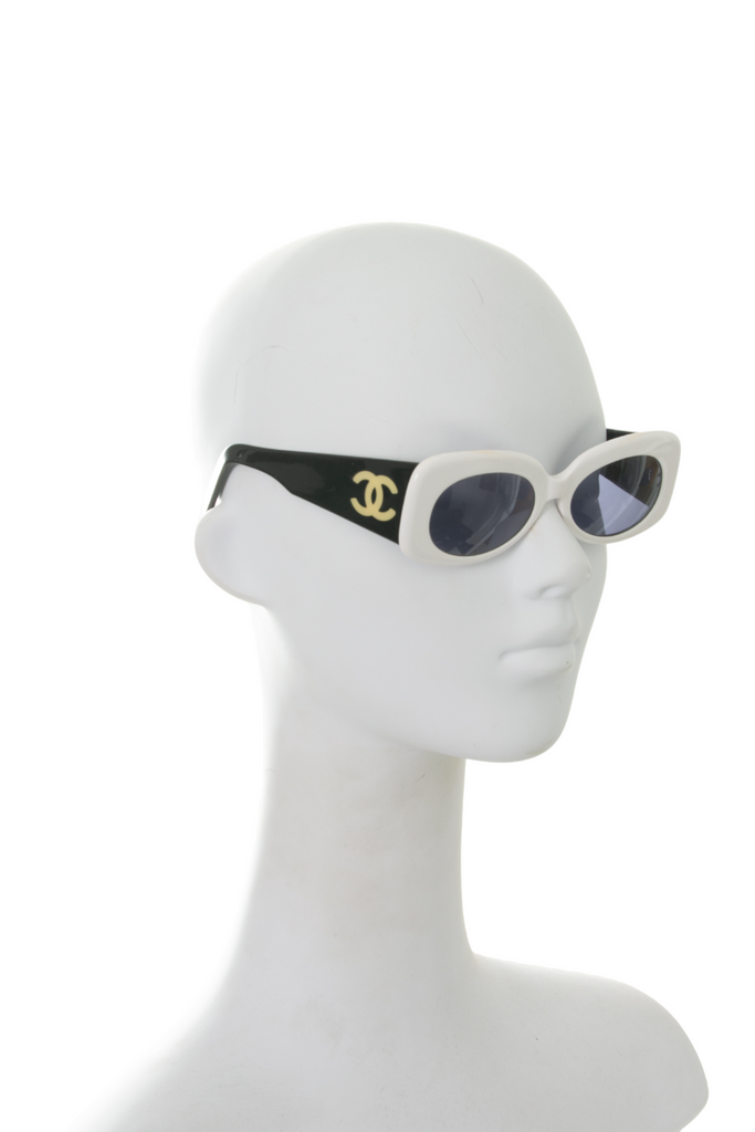 Chanel 05252 C0200 Monochrome Sunglasses - irvrsbl