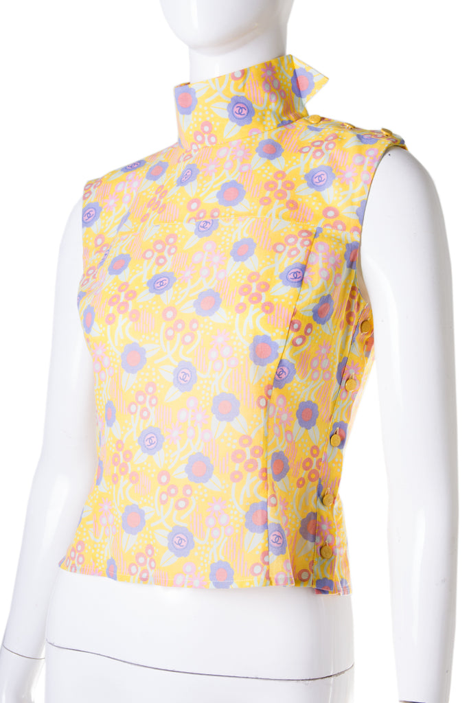 Chanel 03S Floral Printed Top - irvrsbl