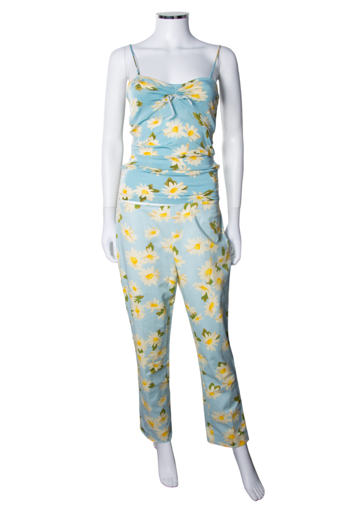 Moschino Flower Set - irvrsbl