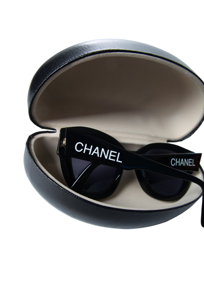 Fendi CC Logo Sunglasses - irvrsbl