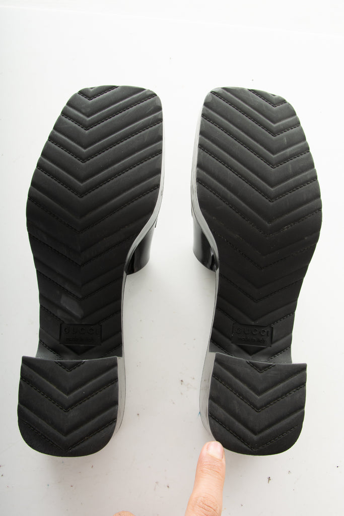Gucci Rubber Slide Sandal - irvrsbl