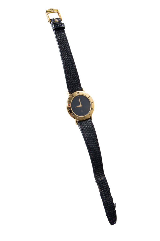 Gucci Classic Leather Watch - irvrsbl