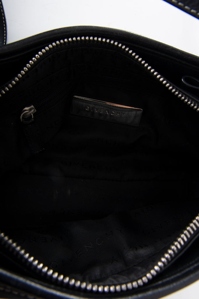 Givenchy Logo Shoulder Bag - irvrsbl
