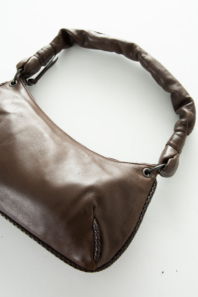 Bottega VenetaBrown Leather Handbag- irvrsbl