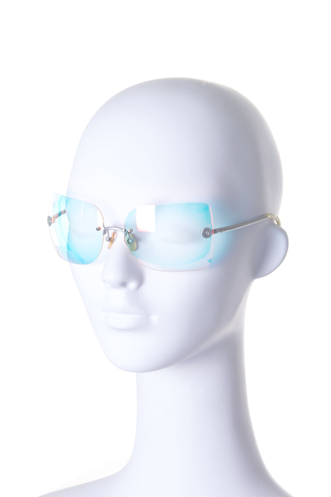 ChanelOversized Iridescent Sunglasses- irvrsbl
