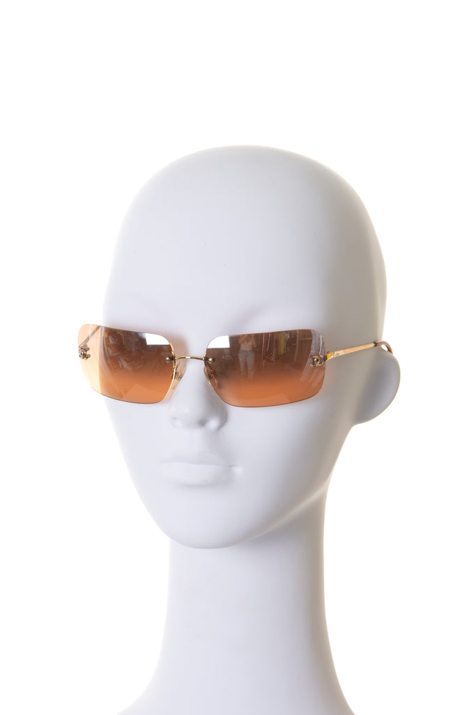 Chanelc. 125/7H Sunglasses with Gold CC Charms- irvrsbl