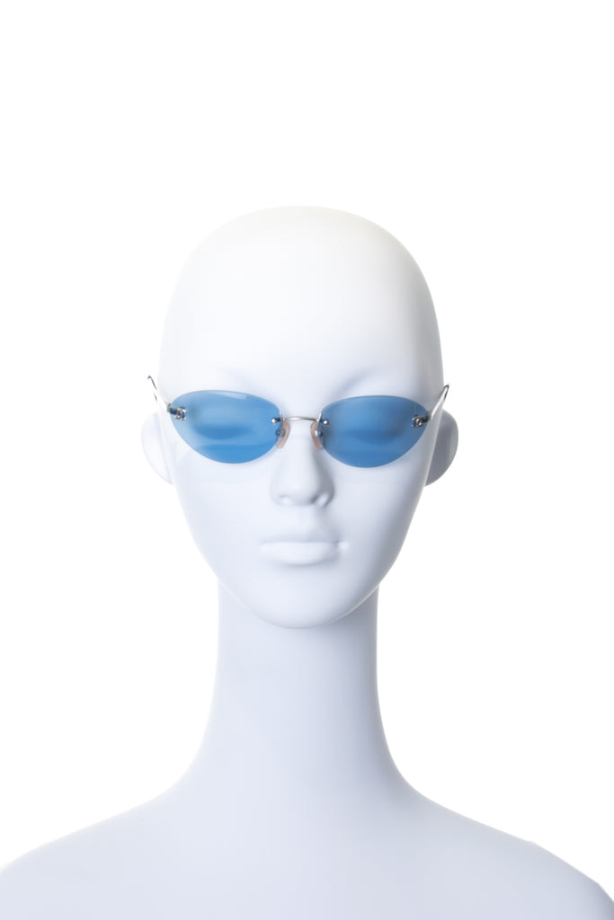 Chanelc. 103/72 CC Sunglasses- irvrsbl