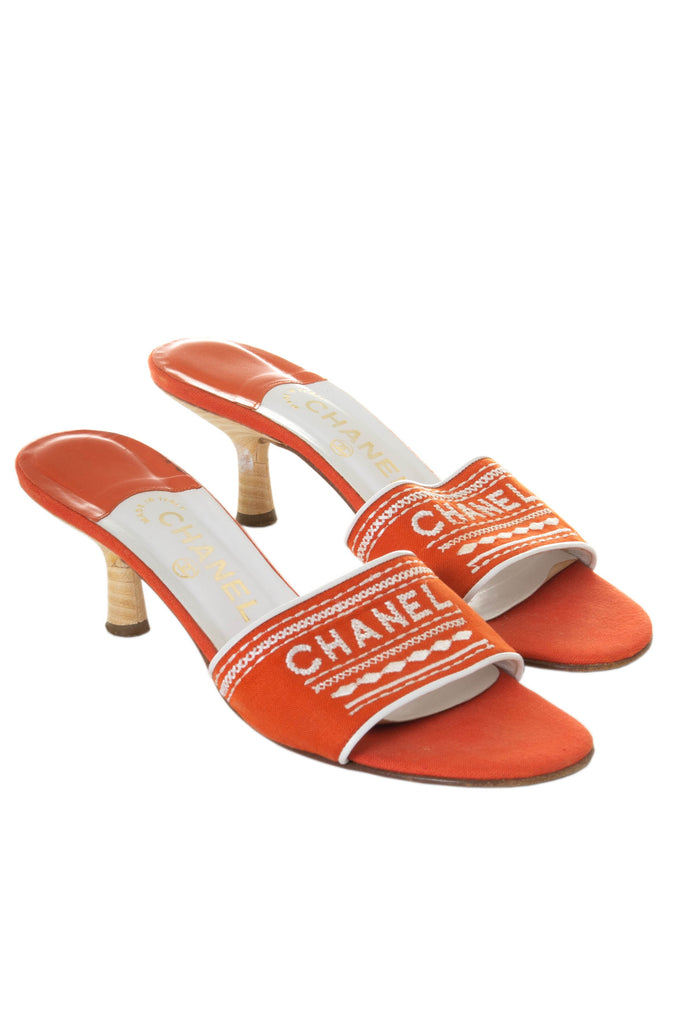 Chanel Logo Heels in Orange 39.5 - irvrsbl