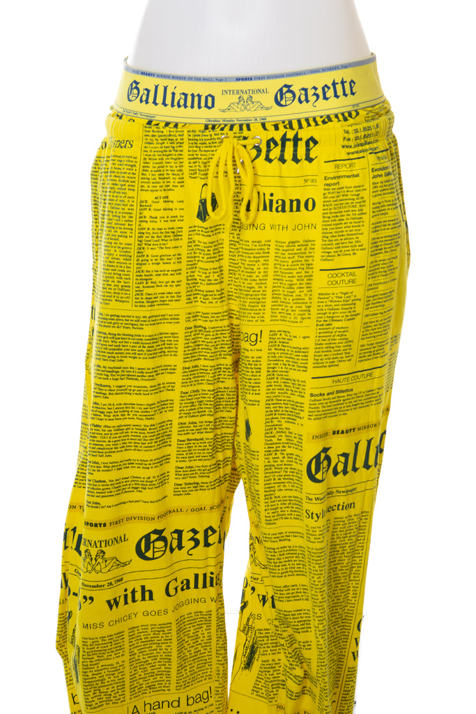 John Galliano Newspaper Print Pants - irvrsbl