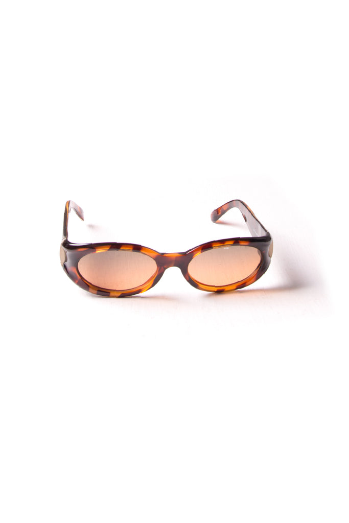 Fendi Tortoiseshell Sunglasses - irvrsbl