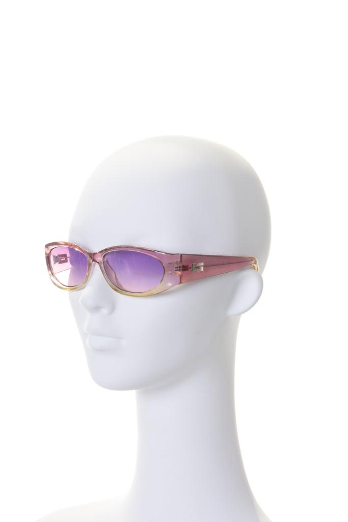 Gucci Gradient Sunglasses - irvrsbl