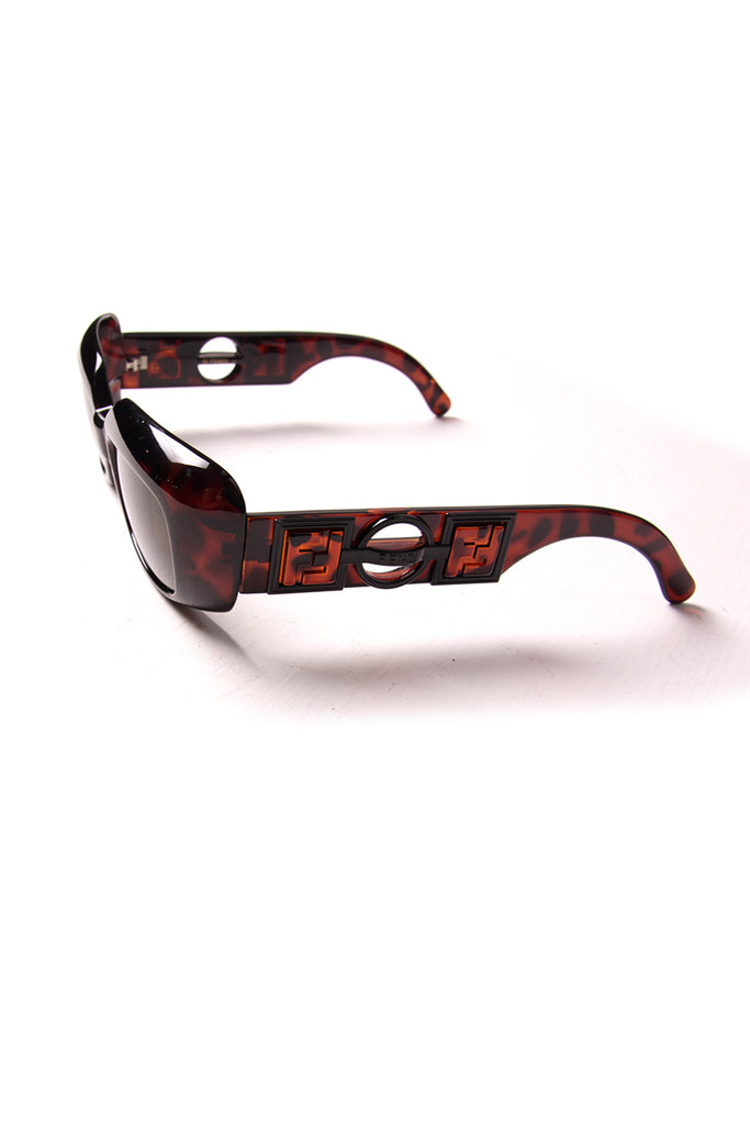 Fendi Tortoiseshell Sunglasses - irvrsbl