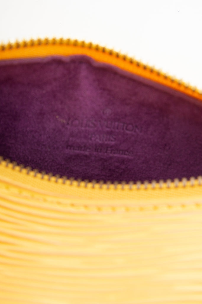 Louis VuittonEpi bag in Yellow- irvrsbl