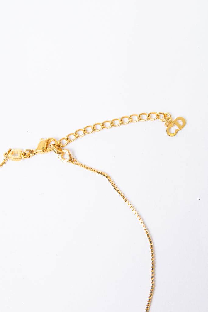 Christian Dior Star Necklace - irvrsbl