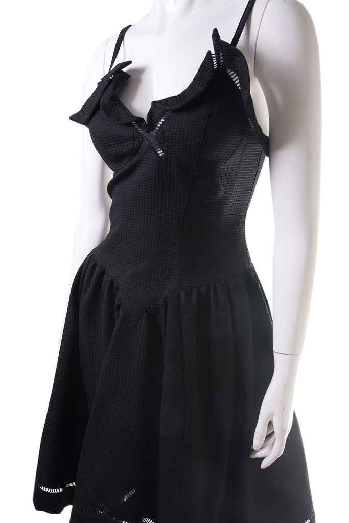 Thierry Mugler Sculptural Dress - irvrsbl