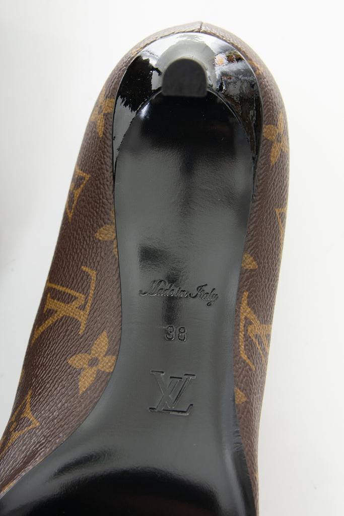 Louis Vuitton Monogram Heels 38 - irvrsbl
