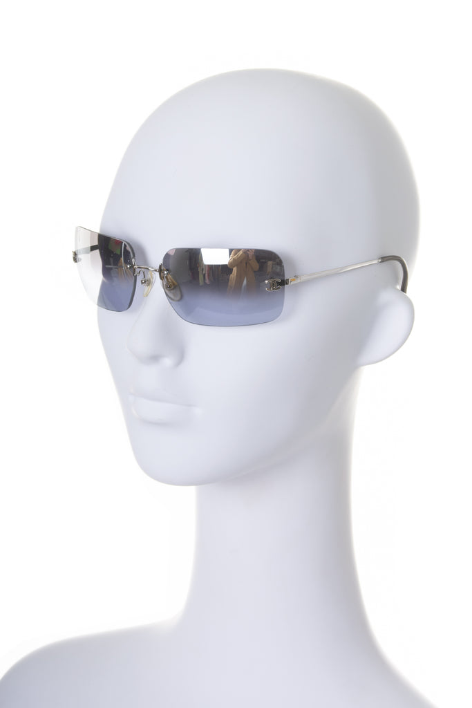 Chanel Y2k Sunglasses - irvrsbl