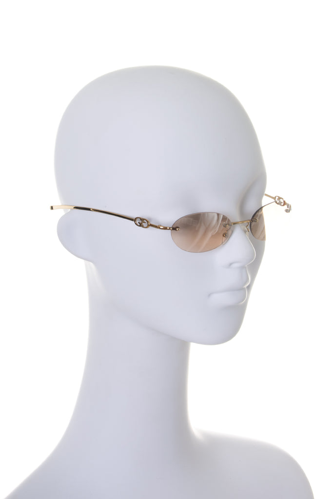Gucci Logo Sunglasses - irvrsbl