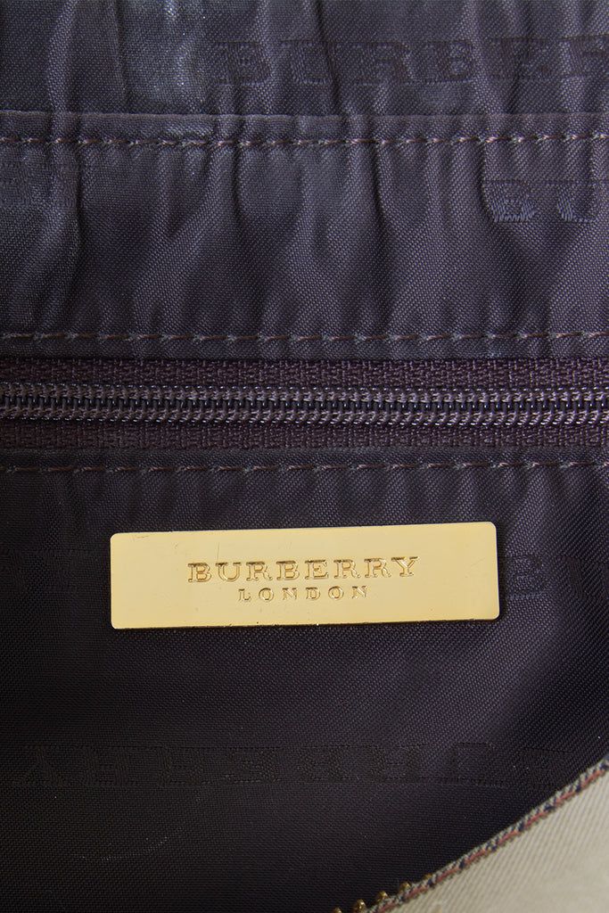 Burberry Nova Check Handbag - irvrsbl
