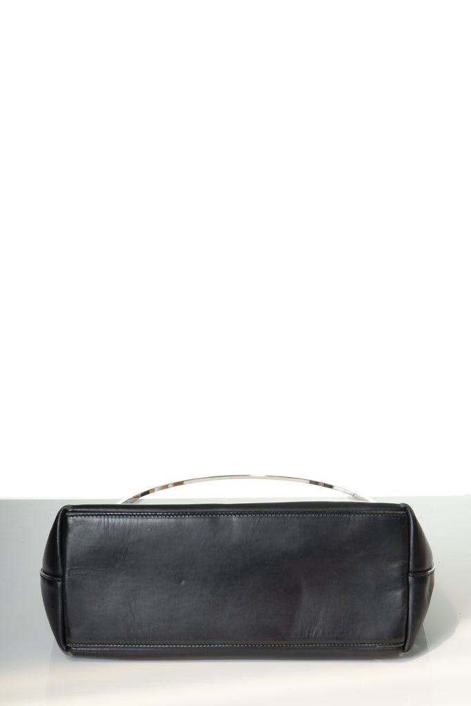 Gucci Minimal Leather Bag - irvrsbl