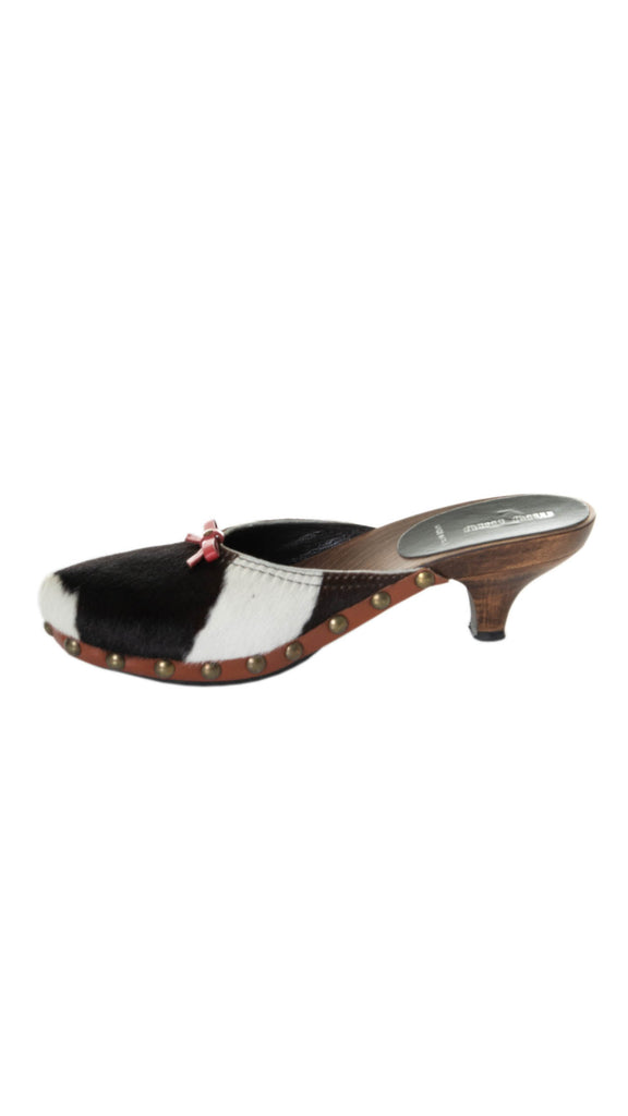 Miu Miu Cowhide Clogs 37 - irvrsbl