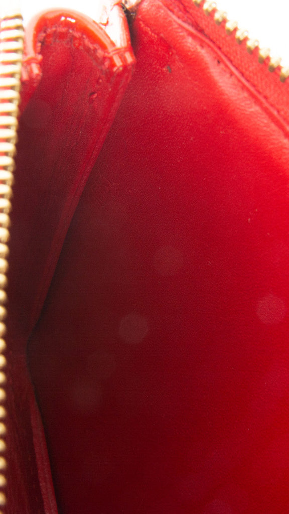 Louis Vuitton Vernis Pochette in Red - irvrsbl