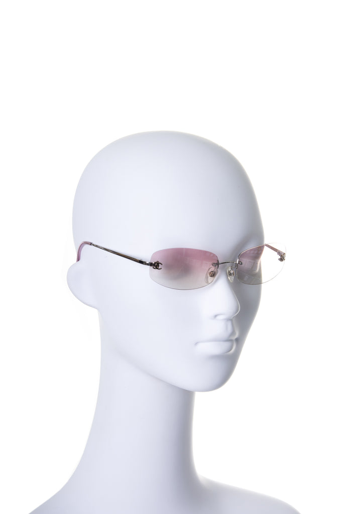 Chanel Pink Ombre CC Sunglasses - irvrsbl