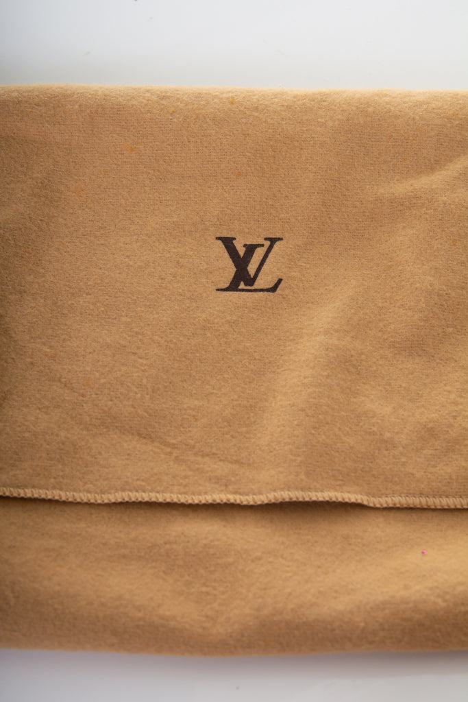 Louis VuittonPink Pochette- irvrsbl
