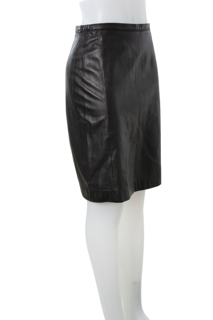 GucciBlack Leather Skirt- irvrsbl